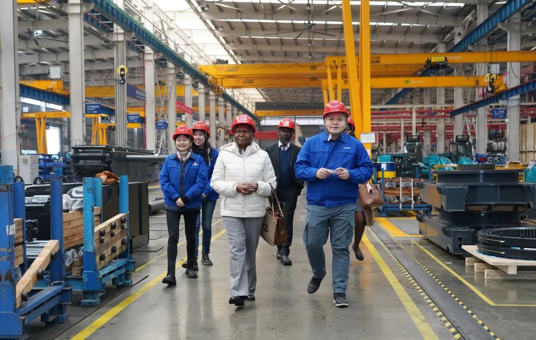 乌干达驻华大使到访8188cc威尼斯智能