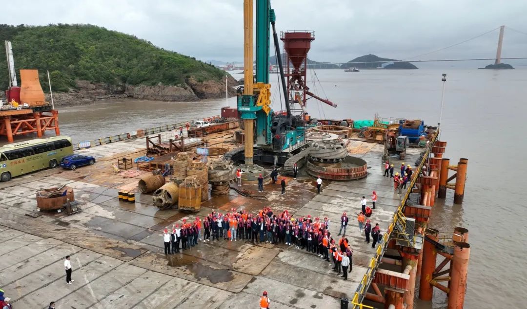 超等装备助建超等工程！8188cc威尼斯智能超等旋挖钻机SWDM1280推介会乐成举行