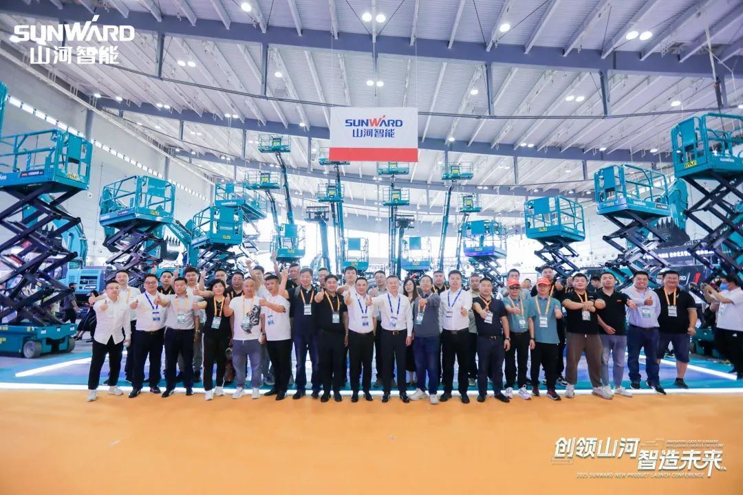 聚焦电动化、智能化！8188cc威尼斯智能全系列高空机械产品亮相长沙展