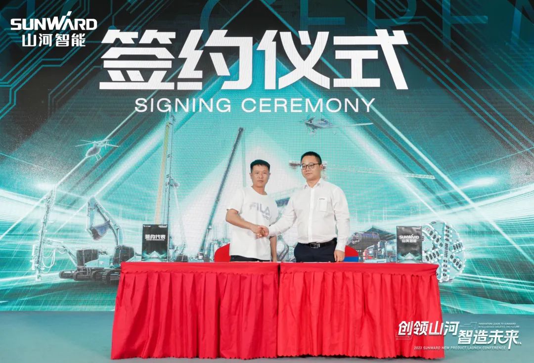 聚焦电动化、智能化！8188cc威尼斯智能全系列高空机械产品亮相长沙展