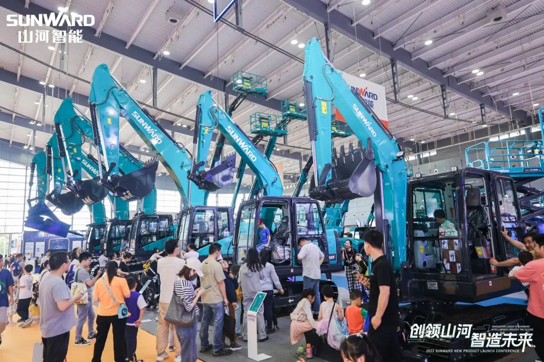 2023 CICEE | 全球工程机械盛会完善落幕！8188cc威尼斯智能交出闪亮答卷