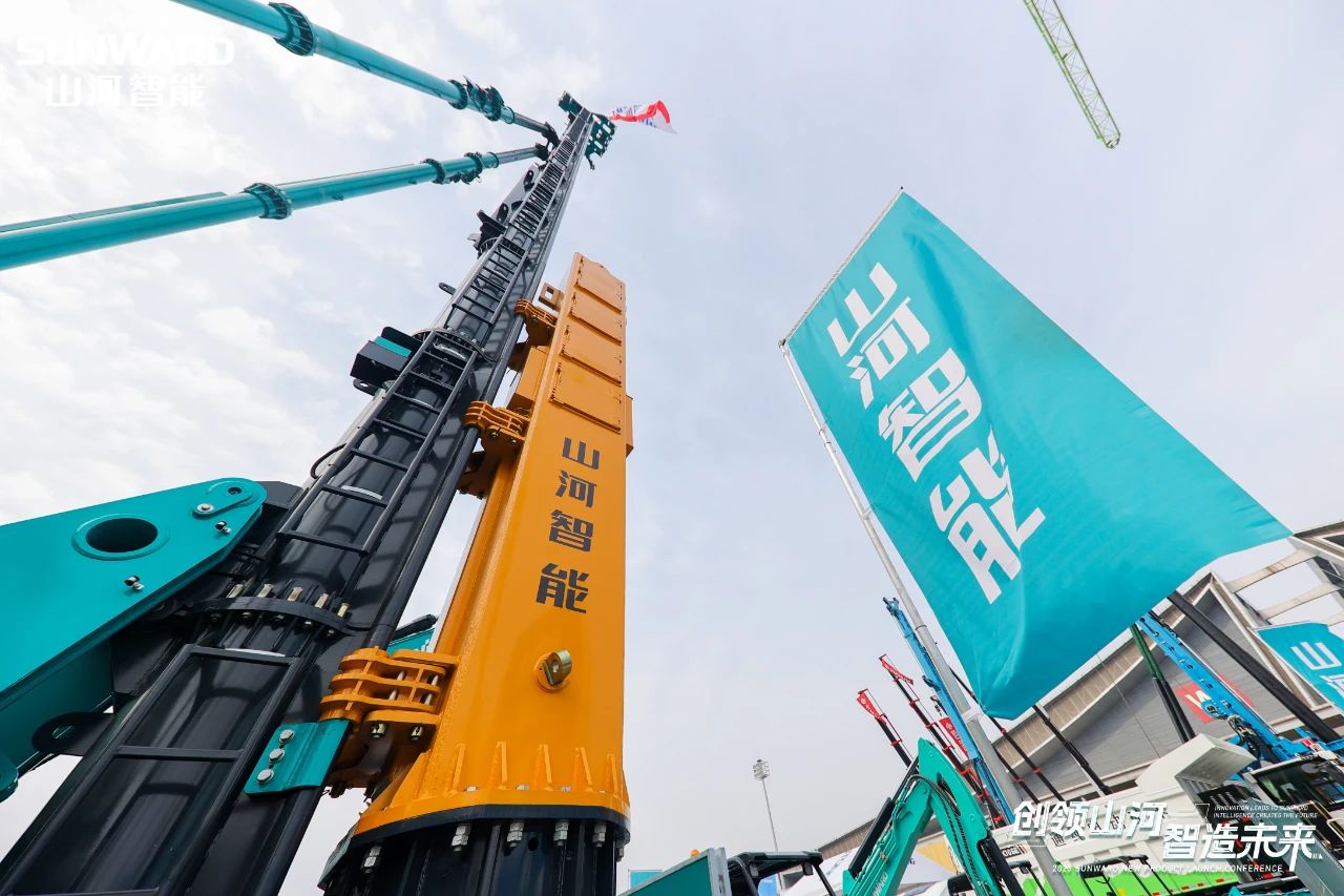 携手共建“一带一起”，，，，，，，8188cc威尼斯智能地下工程装备广受关注