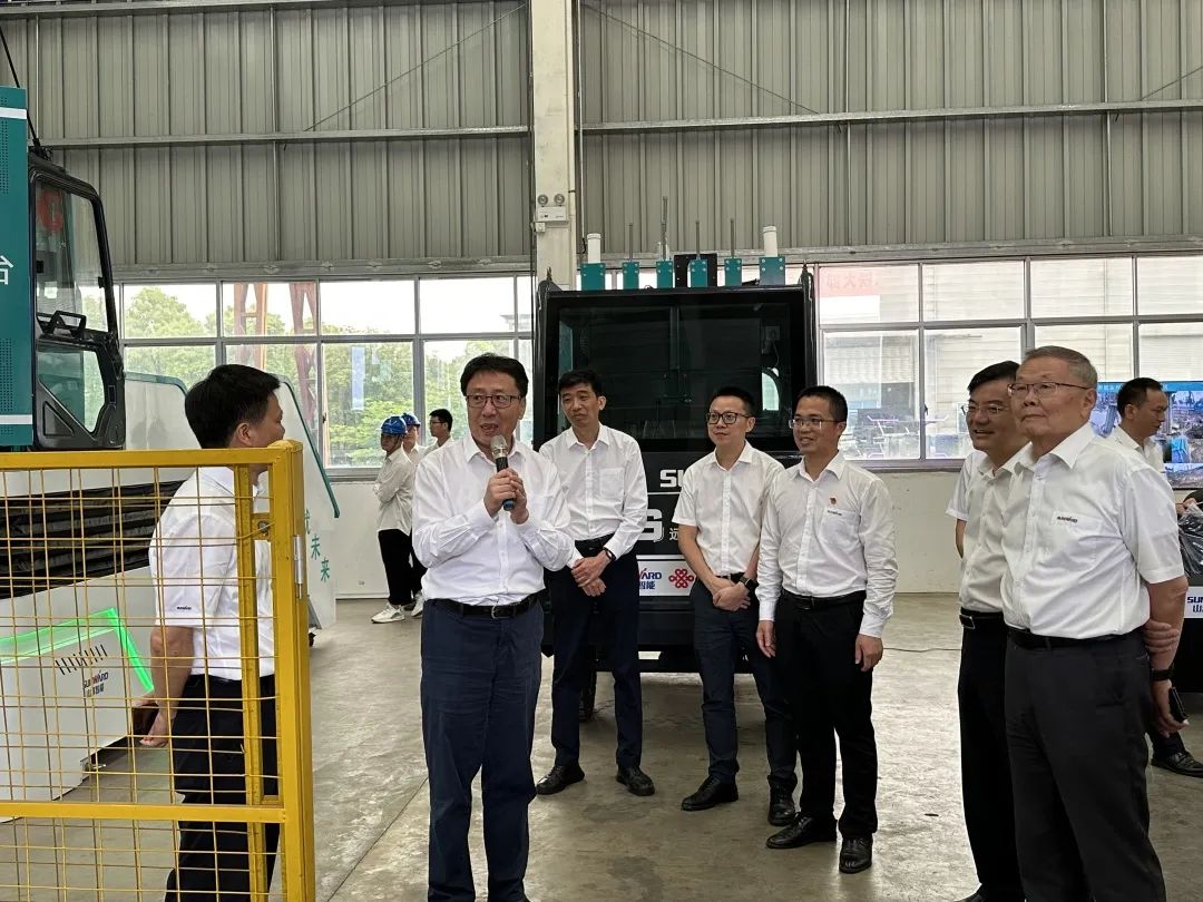 中国联通集团副总司理梁宝俊到访8188cc威尼斯智能