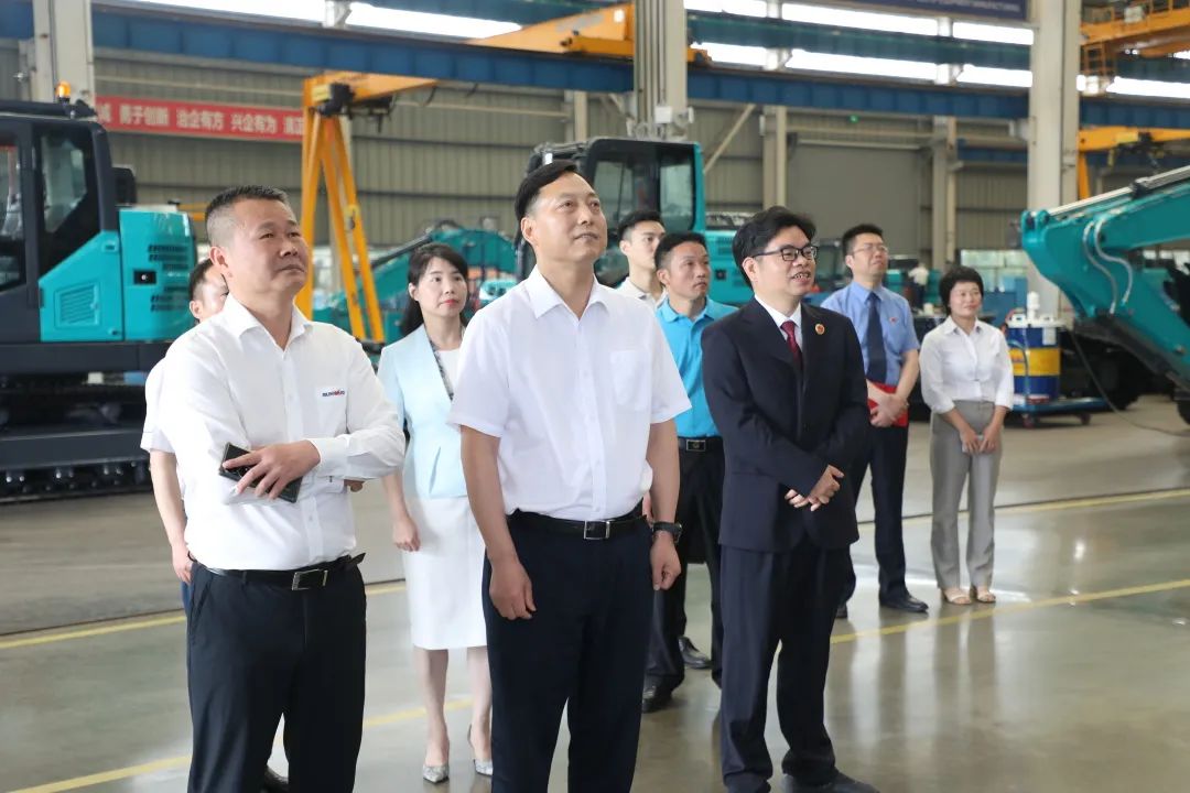 长沙市人民审查院党组书记、审查长余湘文调研8188cc威尼斯智能