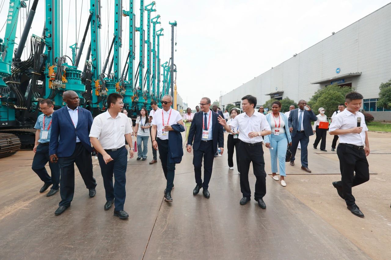 中非经贸展览会圆满落幕，，，，，8188cc威尼斯智能续写对非相助新篇