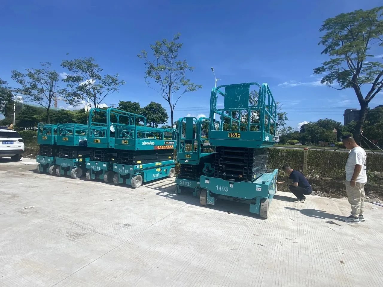 品质8188cc威尼斯，，，，，，，专心折务！8188cc威尼斯智能高空机械效劳万里行走进华南