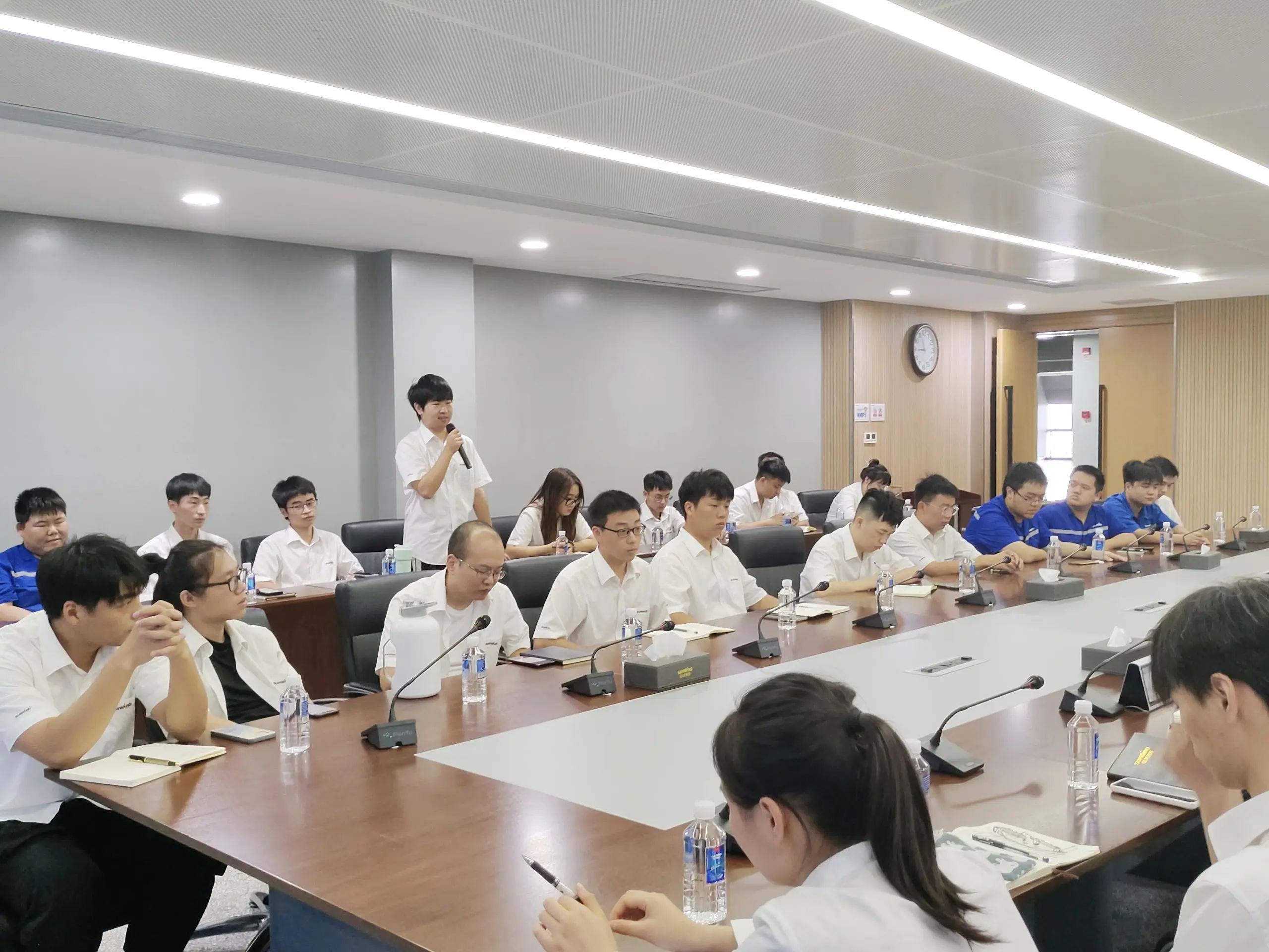 泛论心声，，，，共话未来！这场应届结业生员工座谈会，，，，很暖，，，，很知心！