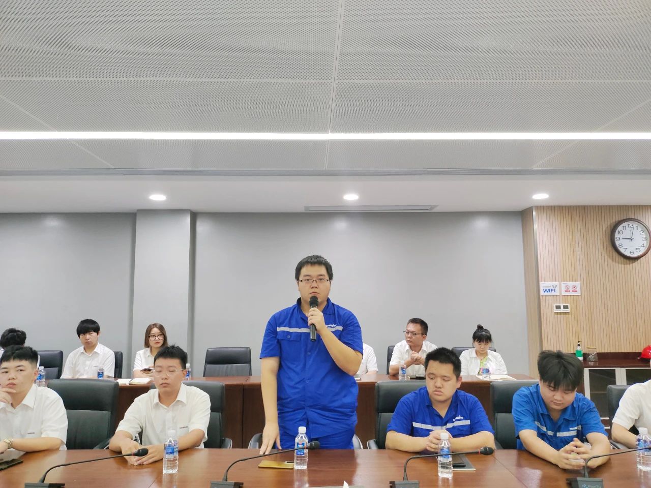 泛论心声，，，，共话未来！这场应届结业生员工座谈会，，，，很暖，，，，很知心！