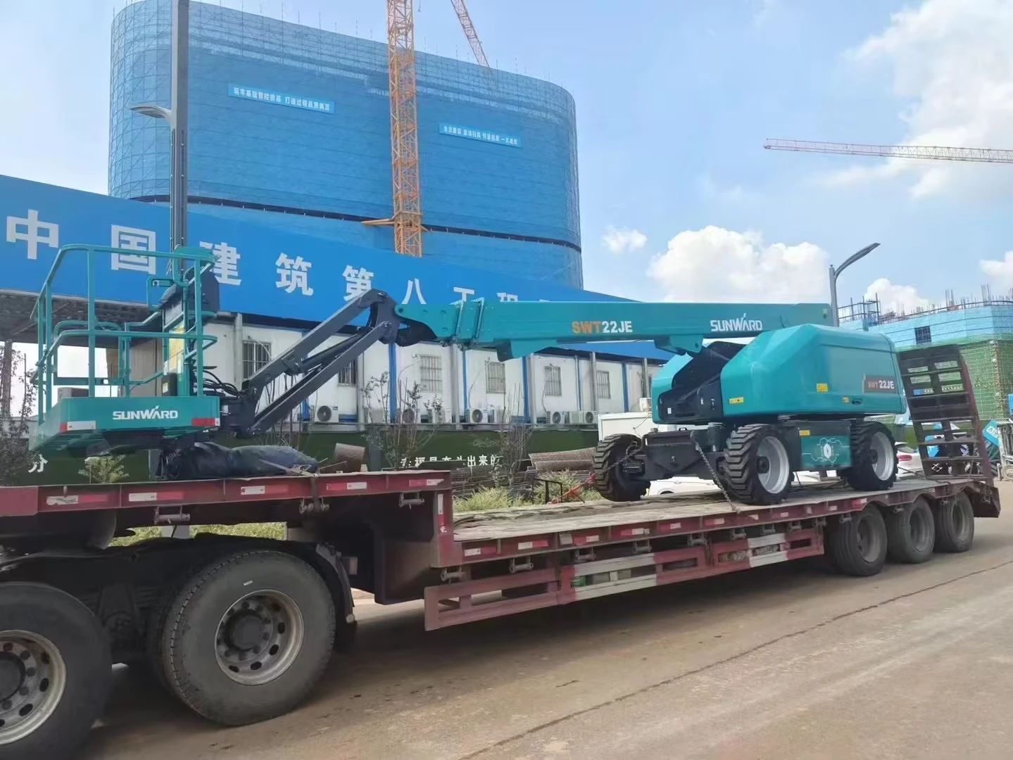 实力上新！8188cc威尼斯智能电动直臂高空作业平台进军华中市场