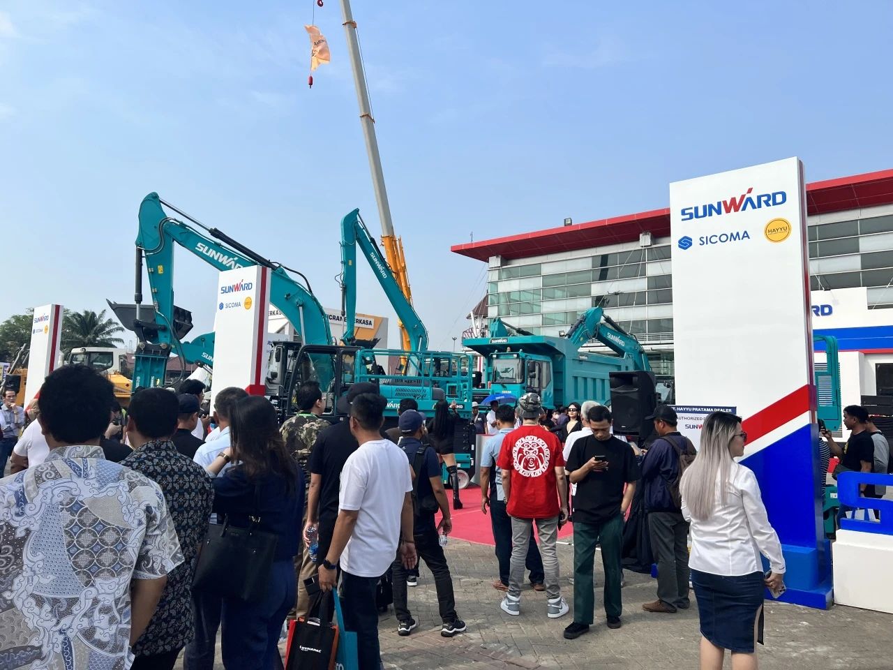 深耕细作，，，，，，，逆势增添！8188cc威尼斯智能艳服亮相印尼雅加达矿业展