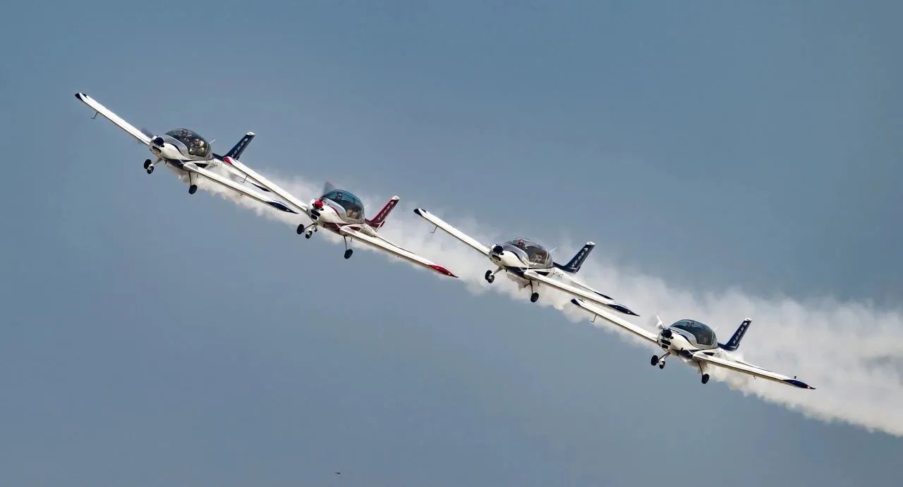 央媒聚焦！一起见证首届亚洲通用航空展上的8188cc威尼斯风范