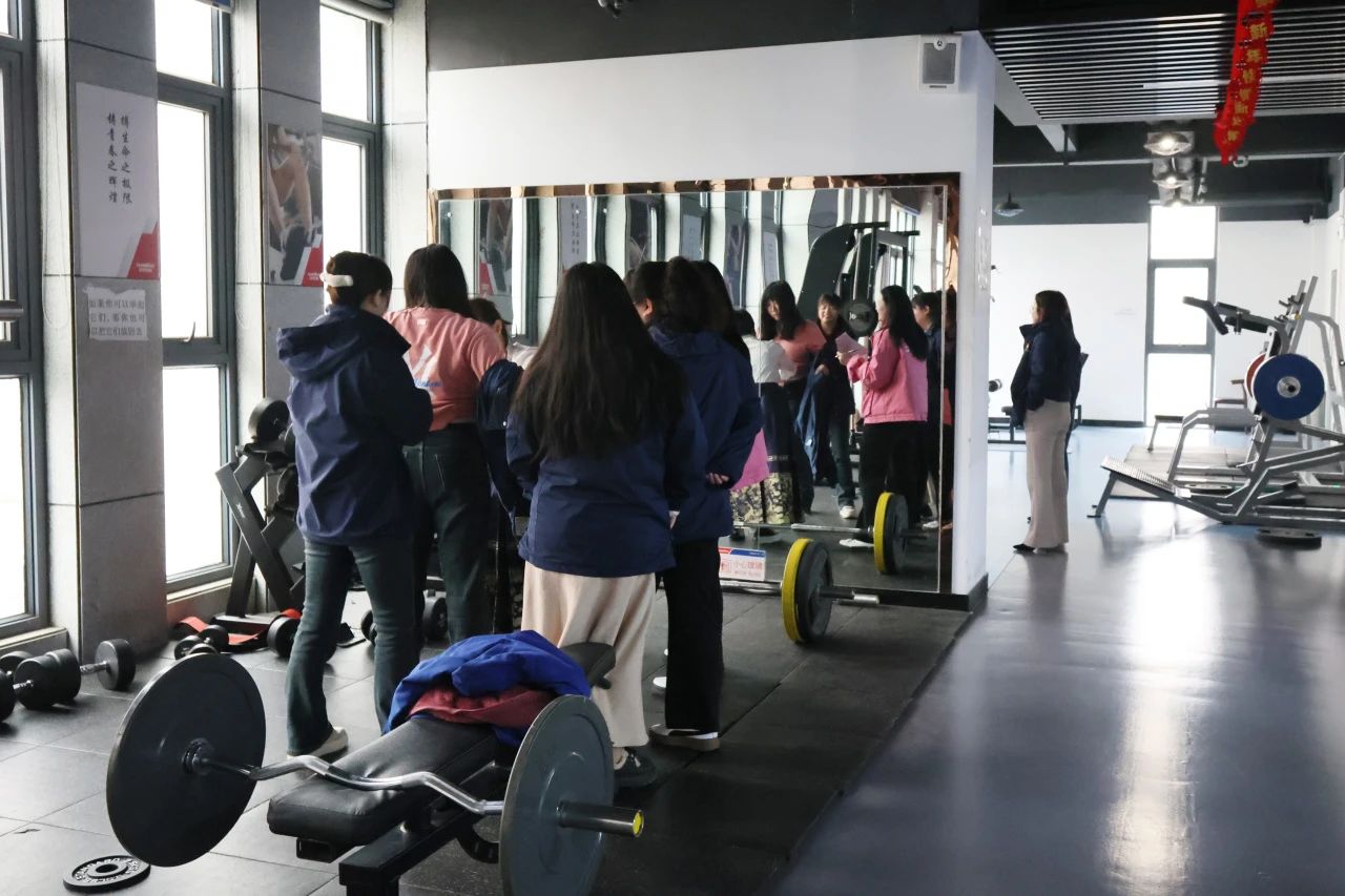 多姿多彩绽青春！8188cc威尼斯智能开展“三八”国际劳动妇女节主题庆；；；；；疃