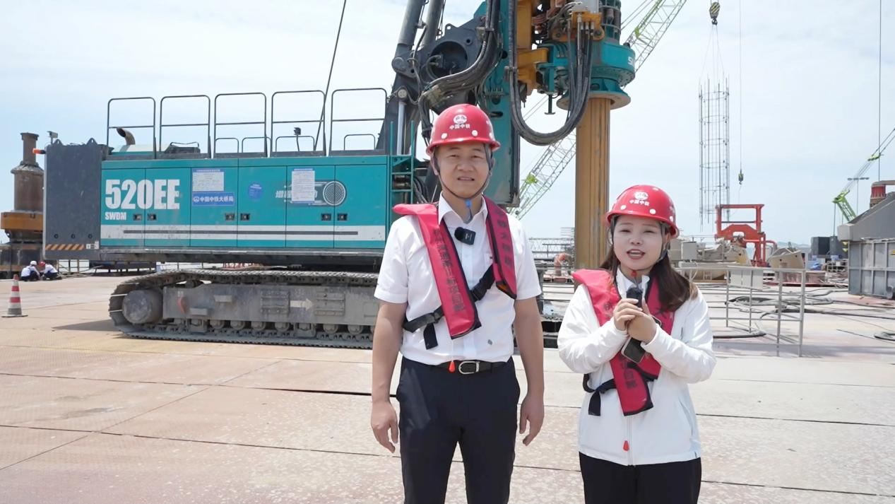 先导式立异，，，，，，再推电动新品！8188cc威尼斯智能SWDM520EE增程式旋挖钻机推介会乐成举行