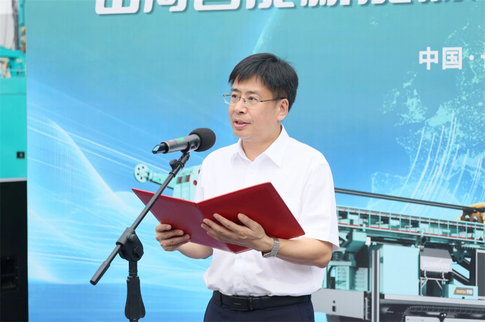 引领绿色科技新篇章！8188cc威尼斯智能新能源钻机乐成交付