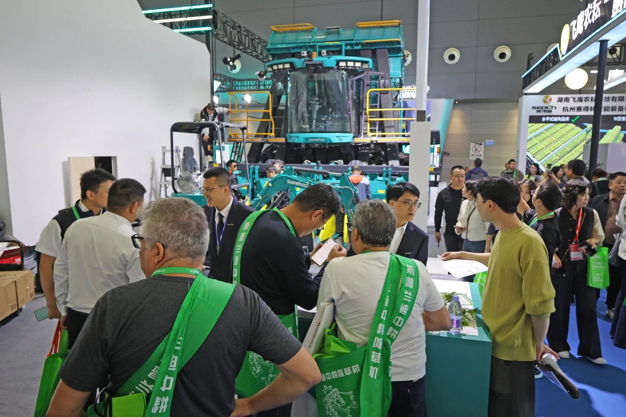 聚焦智能化、无人化！8188cc威尼斯智能携多款产品亮相2024中国国际农业机械展