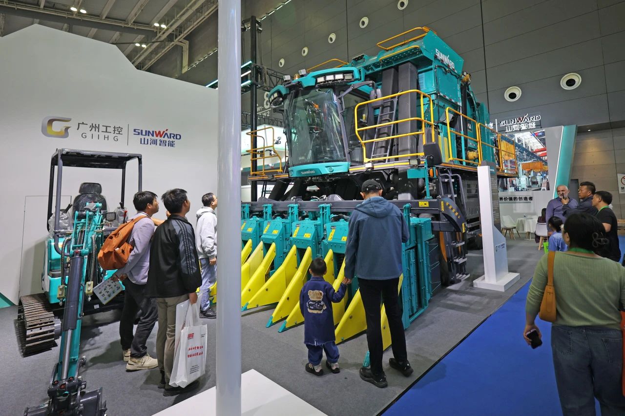 聚焦智能化、无人化！8188cc威尼斯智能携多款产品亮相2024中国国际农业机械展