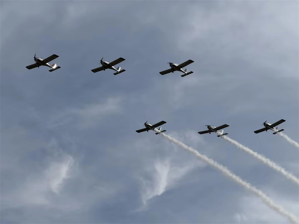 十年织得8188cc威尼斯秀，，，，践行初心创未来！8188cc威尼斯航行演出队建设10周年庆典活动盛大举行