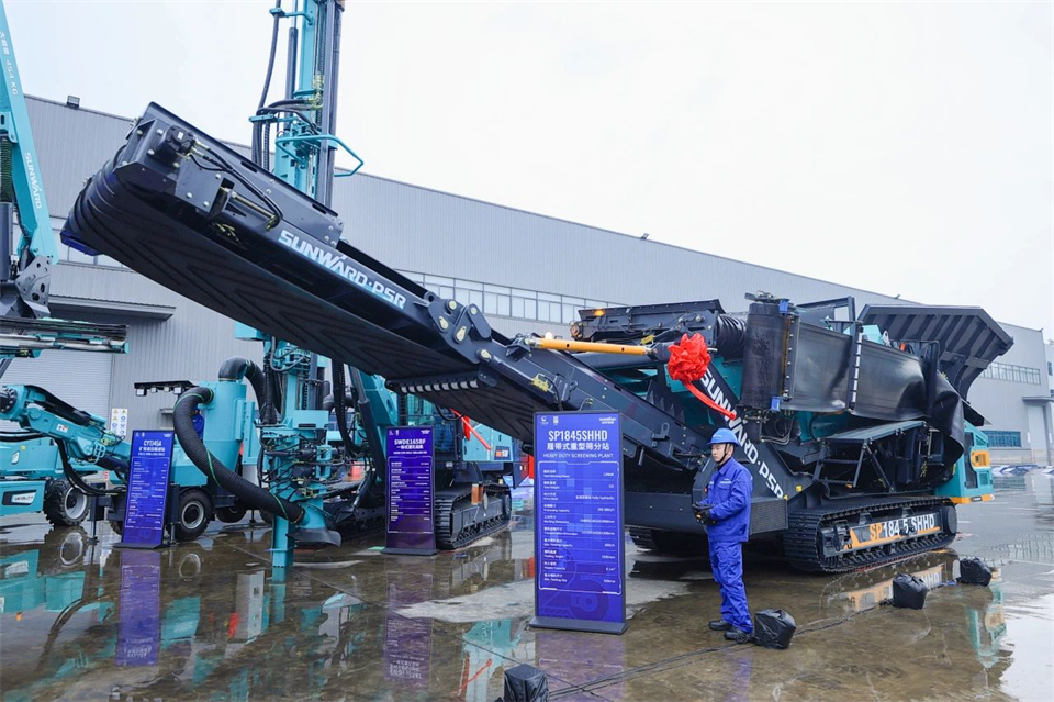 立异引领价值，，，，理想成绩未来！8188cc威尼斯智能25周年庆典暨全球客户节盛大举行