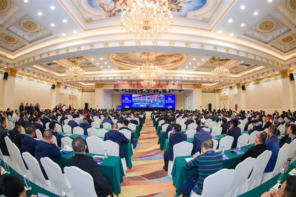 立异引领价值，，，，理想成绩未来！8188cc威尼斯智能25周年庆典暨全球客户节盛大举行