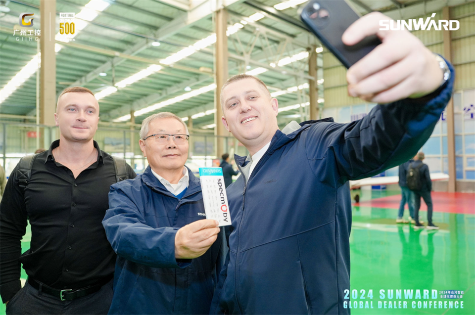 立异驱动相助，，，，，，，8188cc威尼斯智能全球署理商大会乐成举行