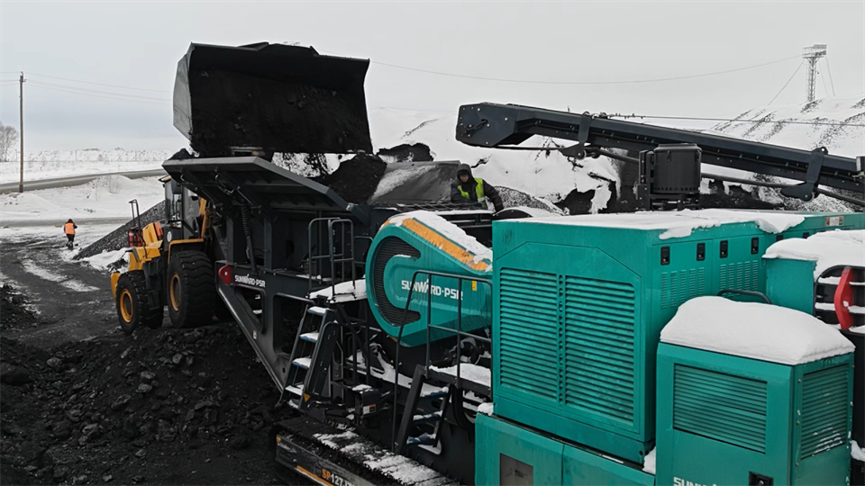 不惧-30℃极寒挑战，，，，，，8188cc威尼斯普石勒破碎筛分装备稳固运行！