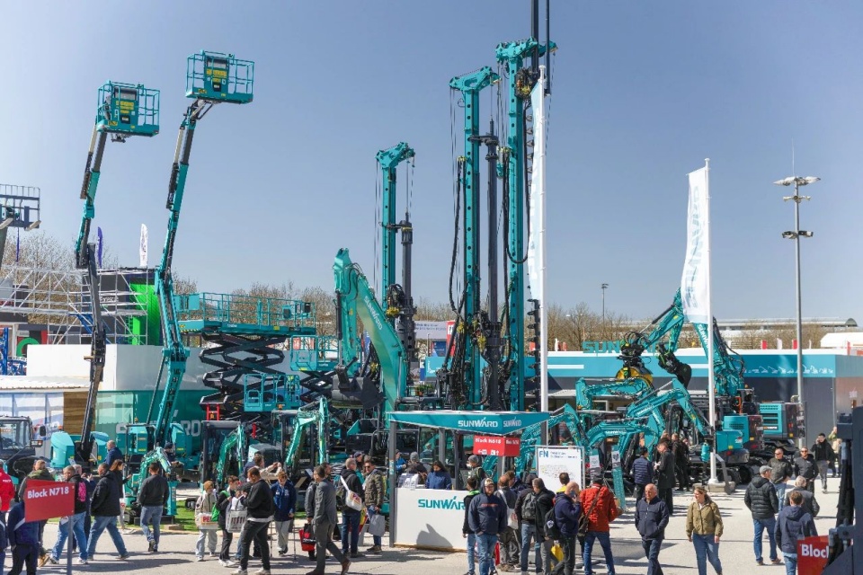 Bauma 2025 | 聚焦2025德国宝马展，，，，，探索8188cc威尼斯智能的立异装备与可一连解决计划