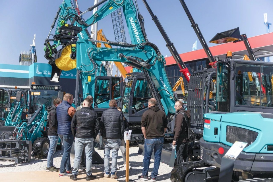 Bauma 2025 | 聚焦2025德国宝马展，，，，，探索8188cc威尼斯智能的立异装备与可一连解决计划