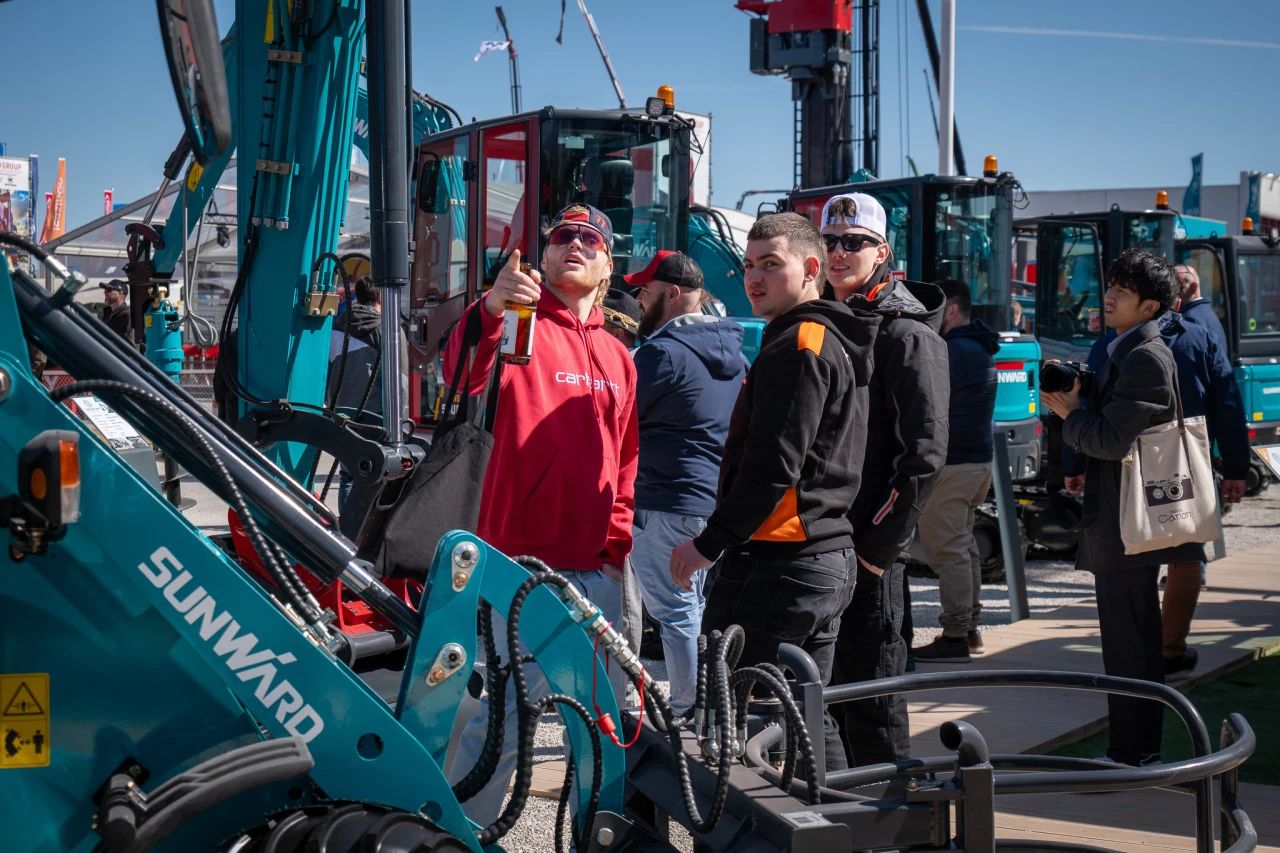 8188cc威尼斯智能董事长付向东：以绿色智造与全球战略解锁中国工程机械的进阶密码