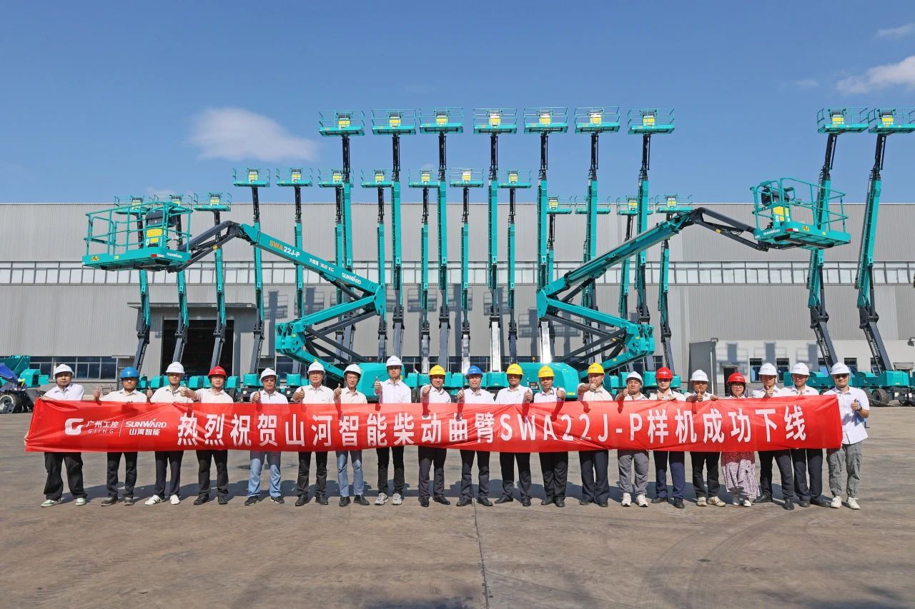 手艺新标杆！8188cc威尼斯智能SWA22J-P柴动曲臂式高空作业平台下线！