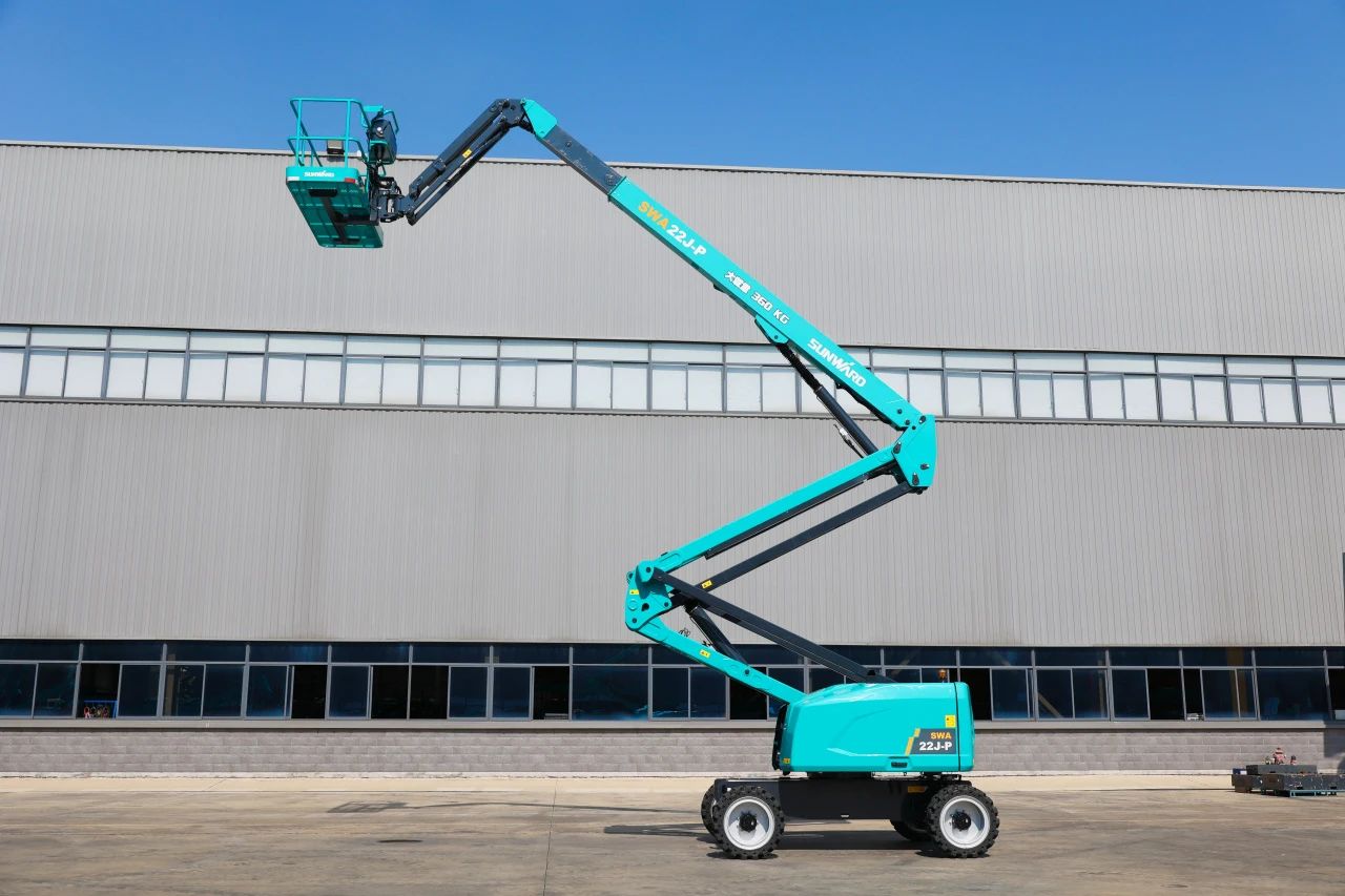手艺新标杆！8188cc威尼斯智能SWA22J-P柴动曲臂式高空作业平台下线！