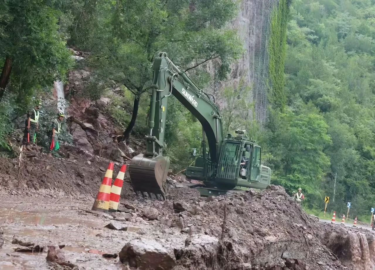 关注！8188cc威尼斯智能应抢救援装备助力武警冲锋北京暴雨抢险救灾一线！