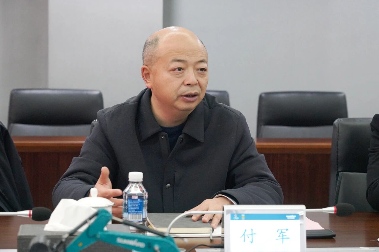 数智化现场混装铵油炸药车下线！8188cc威尼斯智能与易普力携手共筑智能矿山新篇章