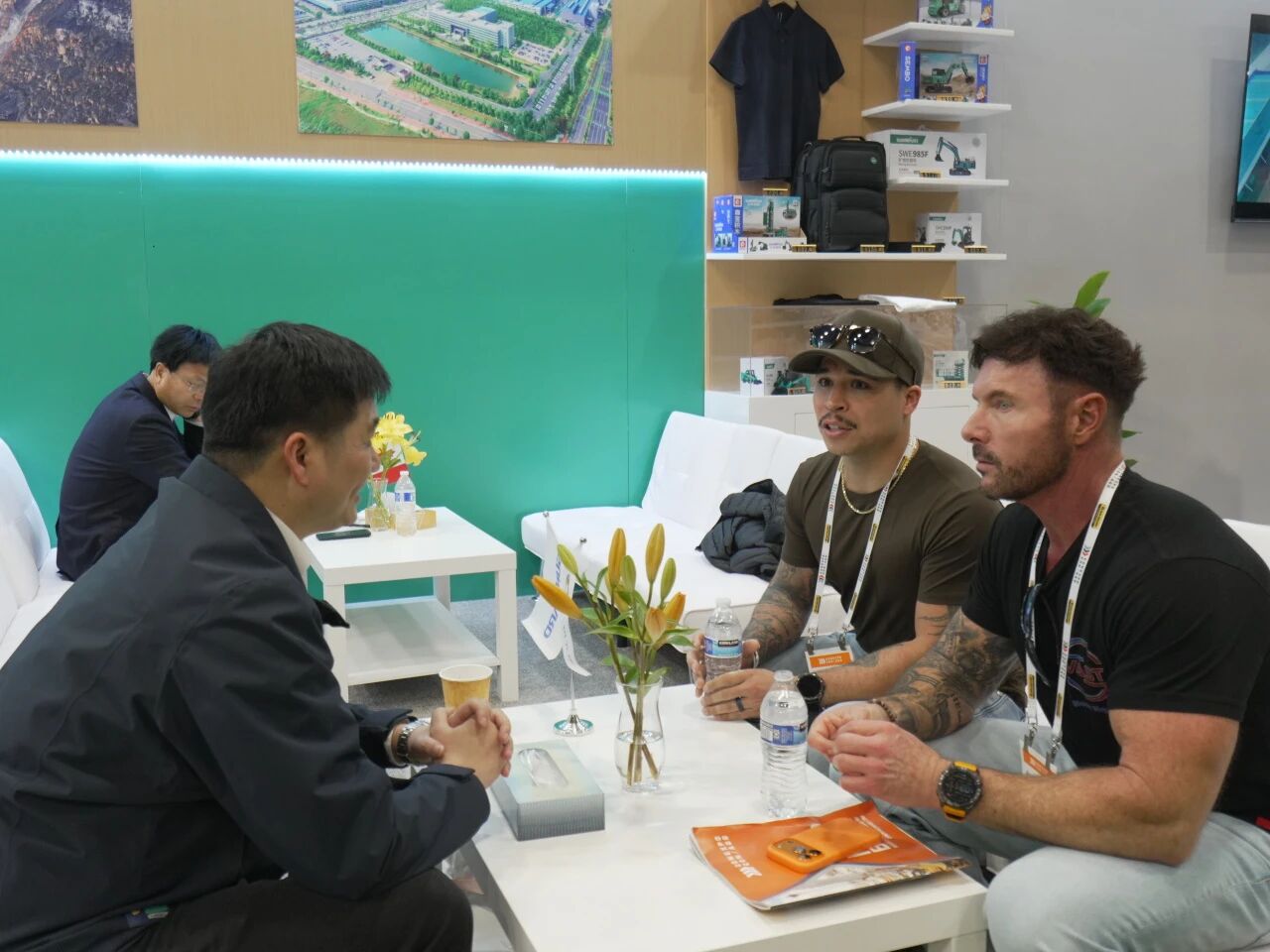 8188cc威尼斯智能闪灼2026美国拉展，，，，，新品首发引关注