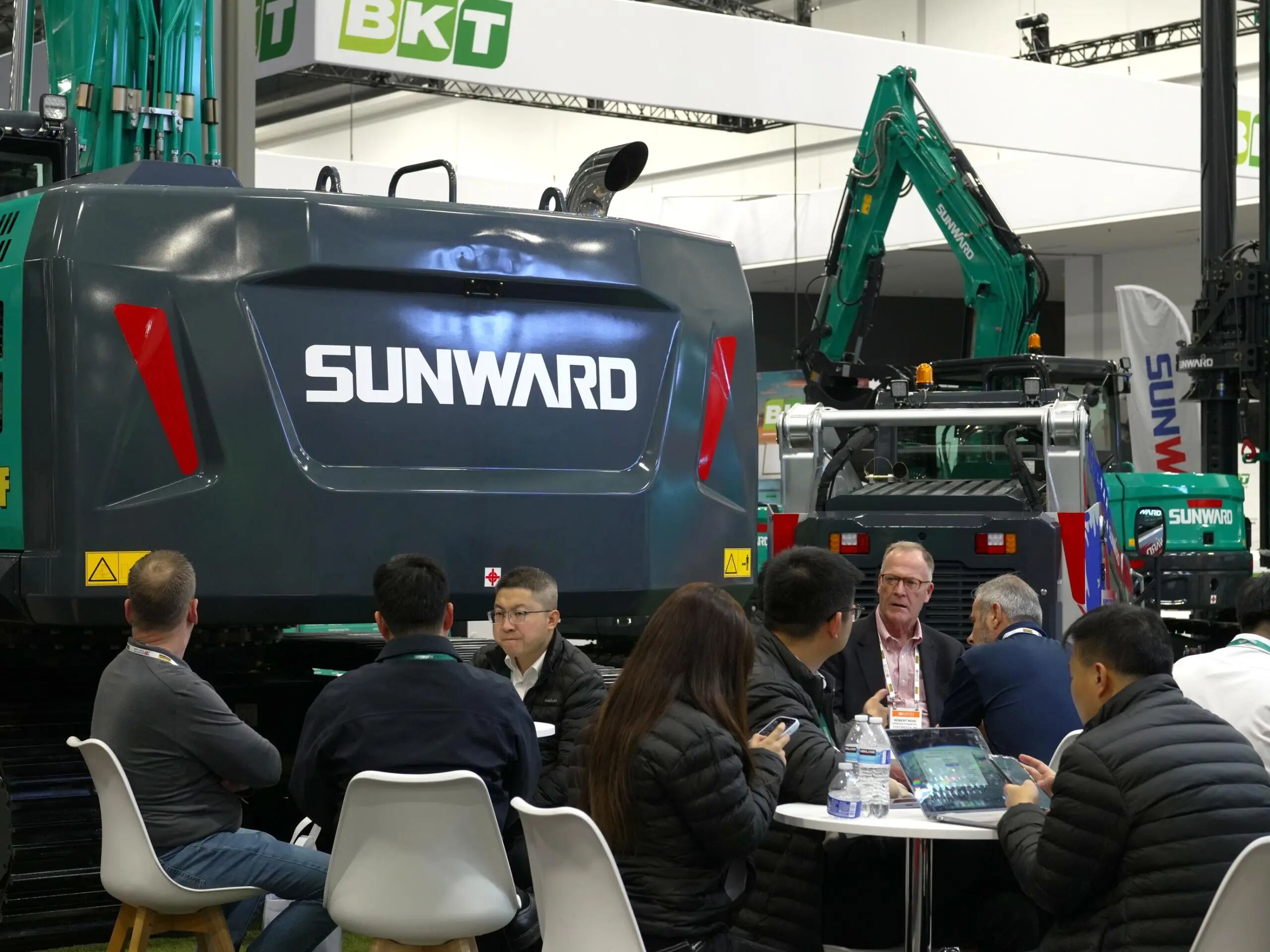 2026美国拉展圆满收官，，，，，8188cc威尼斯智能高端定制再获认可！